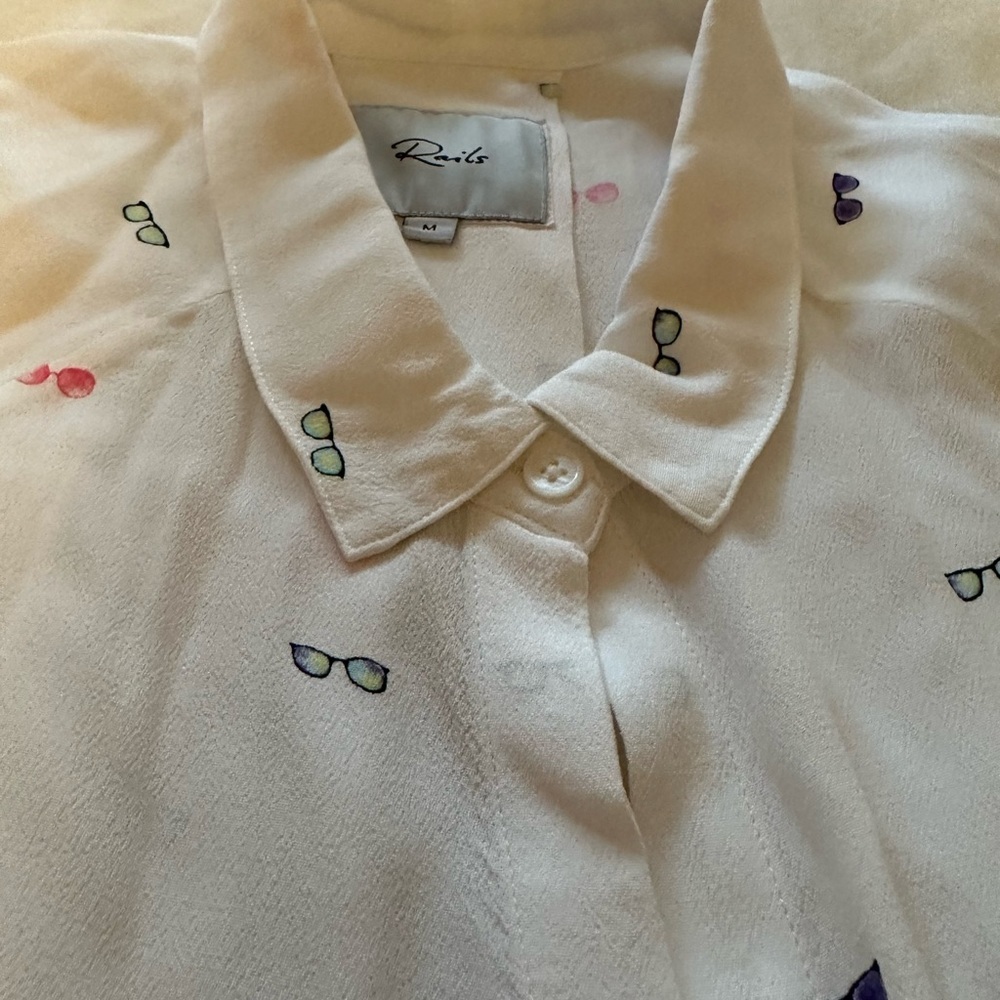 6. Rails Sunglasses Button Up Blouse. Size M. Euc. - image 3